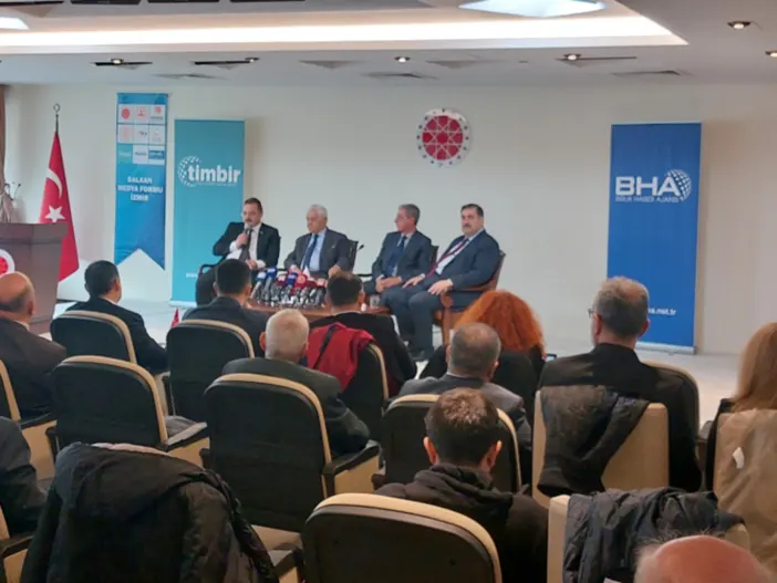 turk-balkan-medya-birligi-izmirde-toplandi.webp