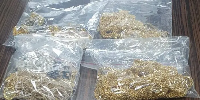 Türkiye'den Bulgaristan'a geçiyorlardı! 2 tırda kilolarca altın ve gümüş bulundu