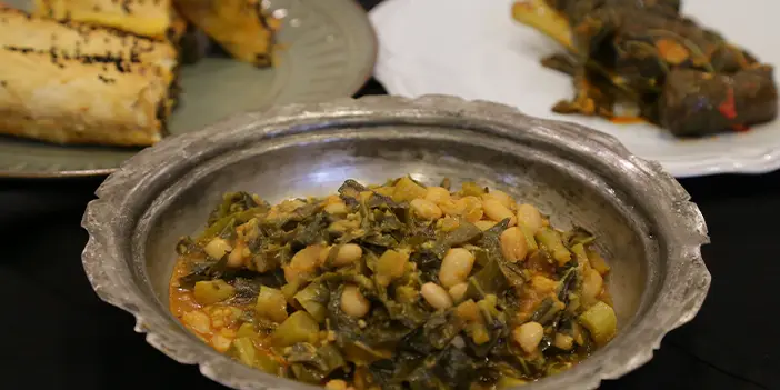 Trabzon'da öğrenciler karalahana çorbasına sahip çıktı!