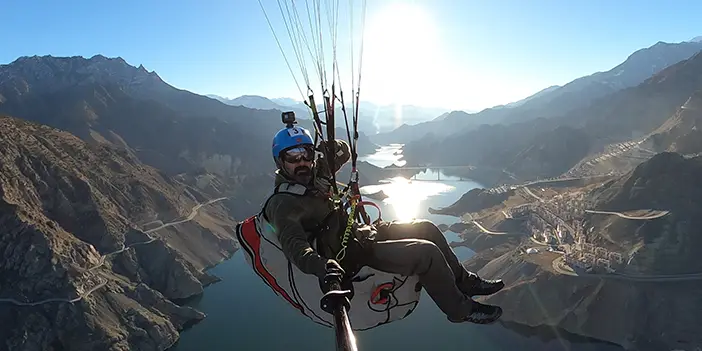 Yeni Yusufeli ve baraj gölünün üzerinde keşif uçuşu