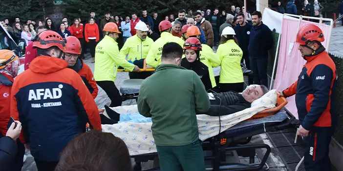 Artvin'de yangın tatbikatı! Gerçeği aratmadı