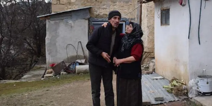Gümüşhane'de bir annenin sevgi yolu! Ömrünü engelli oğullarına adadı