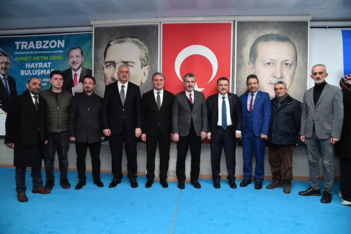 ak-parti-trabzon-buyuksehir-belediye-baskan-adayi-ahmet-metin-genc-2.webp