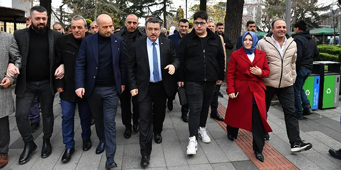 ak-parti-trabzon-buyuksehir-belediye-baskan-adayi-ahmet-metin-gencten-ortahisara-ziyaret-001.webp