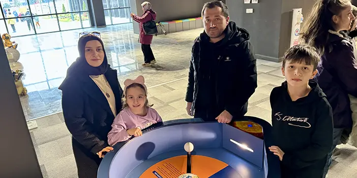 Trabzon'daki Özdemir Bayraktar Bilim Merkezi öğrencilerin gözdesi! 
