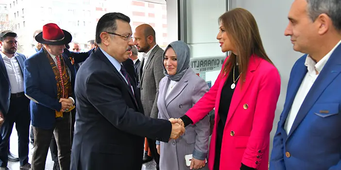 Başkan genç: “23 senedir Trabzon’da başımızı öne eğmedik”