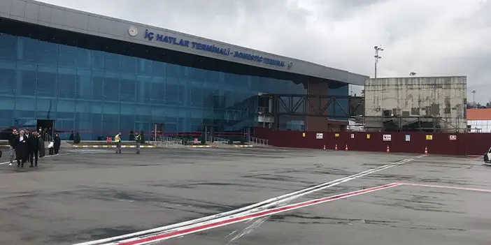 Trabzon Havalimanı’nda yolcu köprüsü çalışmaları sürüyor