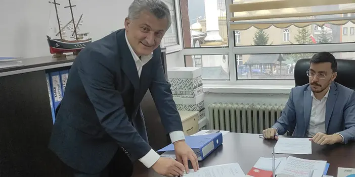 Tonya Bağımsız Belediye Başkan adayı Veysel Kurt başvurusunu yaptı “Sevgisizlikten kurtarmak için…”