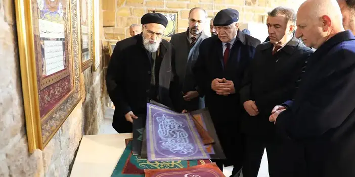 Bayburt'ta Tarihi Taşhan'da 'Hat Sergisi' açıldı