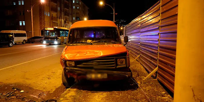 Gümüşhane'de araç motorlu kuryeyle kafa kafaya çarpıştı! 1 yaralı 