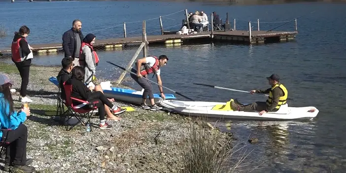 Samsun'da küresel ısınmaya karşı kürek çektiler!