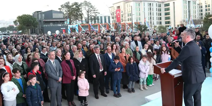 Trabzon'da Cumhuriyet Parkı açıldı! Kaşüstü mahallesi denizle buluştu