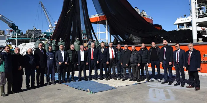 MHP Çarşıbaşı Belediye Başkan adayı Ahmet Keleş balıkçıları dinledi “İhmal edilmişsiniz”