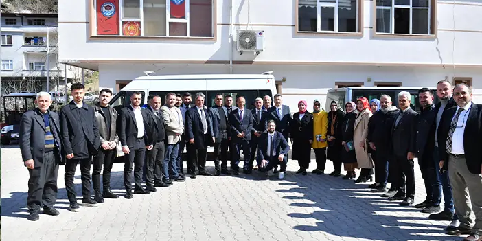 Başkan Genç Çaykara'da vatandaşlarla buluştu! "Bu işler sadece bütçemizle olacak işler değil"