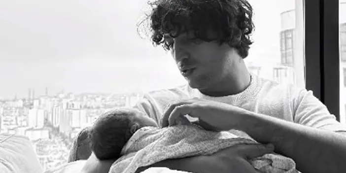 Ünlü çiftin ikinci bebekleri dünyaya geldi! İşte ilk pozlar 