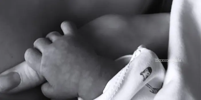 Ünlü çiftin ikinci bebekleri dünyaya geldi! İşte ilk pozlar 