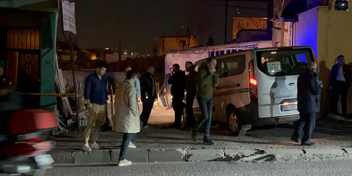 İzmir'de tartıştığı karısını bıçakla öldürdü