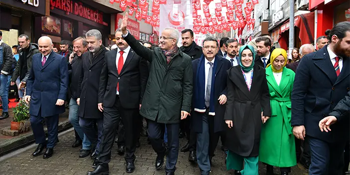 Cumhur İttifakı'nın Beşikdüzü mitingine yoğun ilgi! "Hizmetin en fazlasını hak ediyor"