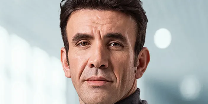 Bahar dizisi Timur kimdir? Bahar dizisi Mehmet Yılmaz Ak kimdir? Bahar dizisinin Timur'u Mehmet Yılmaz Ak kimdir?