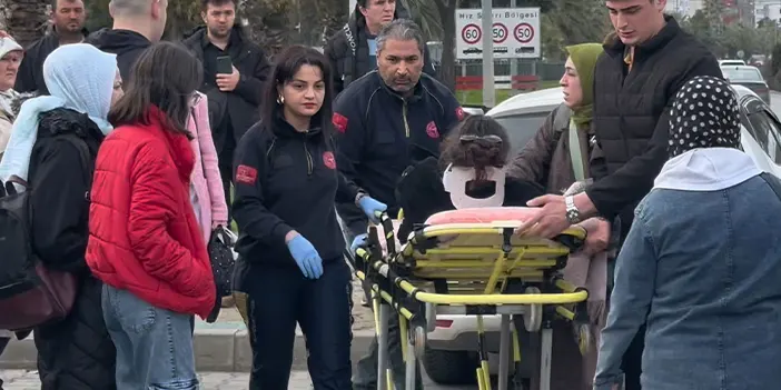 Facianın eşiğinden dönüldü! Araç yayaların bulunduğu refüje çıktı