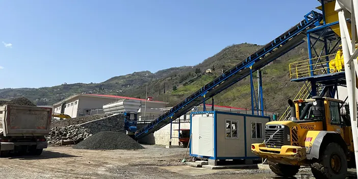 Akçaabat'ta beton santrali hizmete açıldı