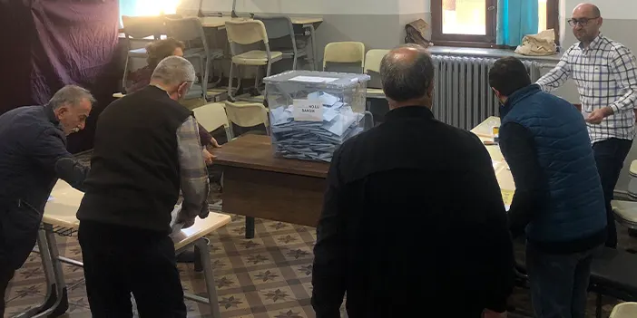 Trabzon'da oy verme işlemi tamamlandı! Sandıklar kapandı