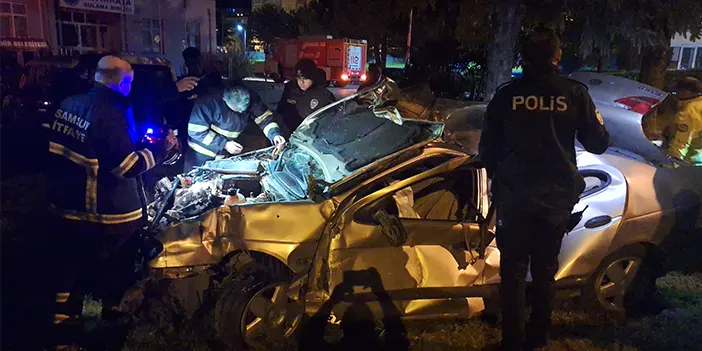 Otomobil tarlaya devrildi! 2 kişi yaralandı