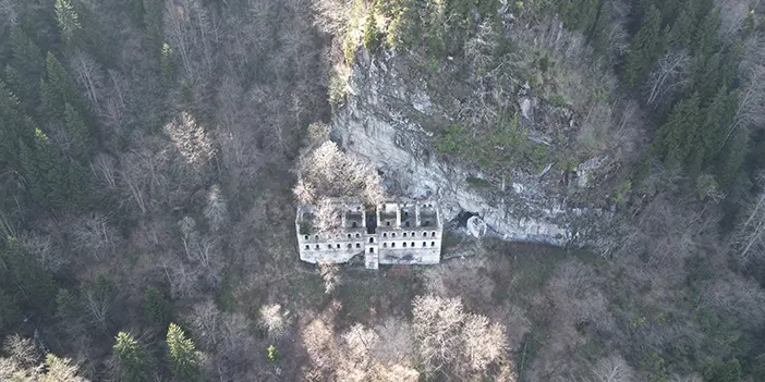 Trabzon'daki tarihi Vazelon Manastırı ziyaretçi ağırlayamıyor! Doğru düzgün yolu yok