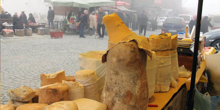 yayla-peynileri-tezgahta-1.jpg