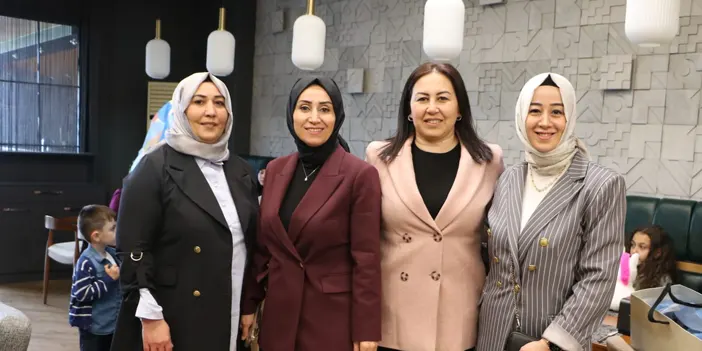 Trabzon'da AK Kadınlar çocukların kalbine dokundu