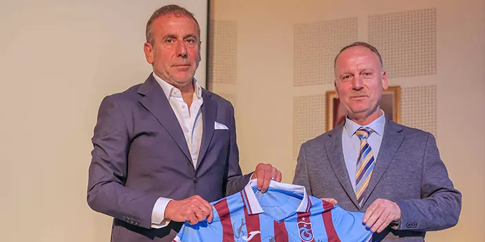 Trabzonspor’da Abdullah Avcı'dan öğrencilere ziyaret