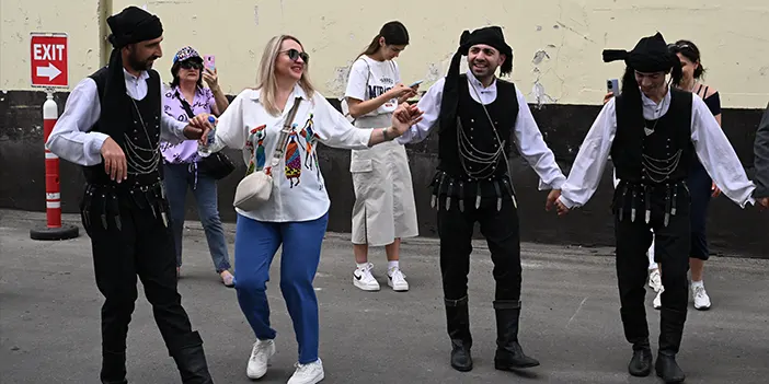 Sezonun ilk kruvaziyeri Trabzon Limanı'nda!