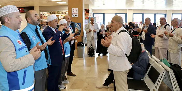 Trabzon'da hacı adayları dualarla uğurlandı