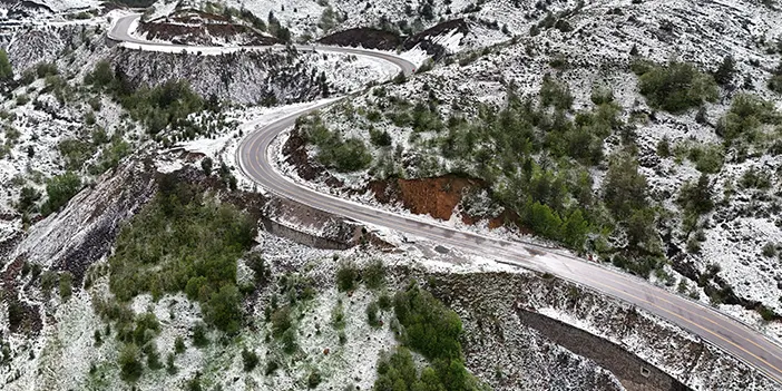 Gümüşhane'de dolu etkili oldu!