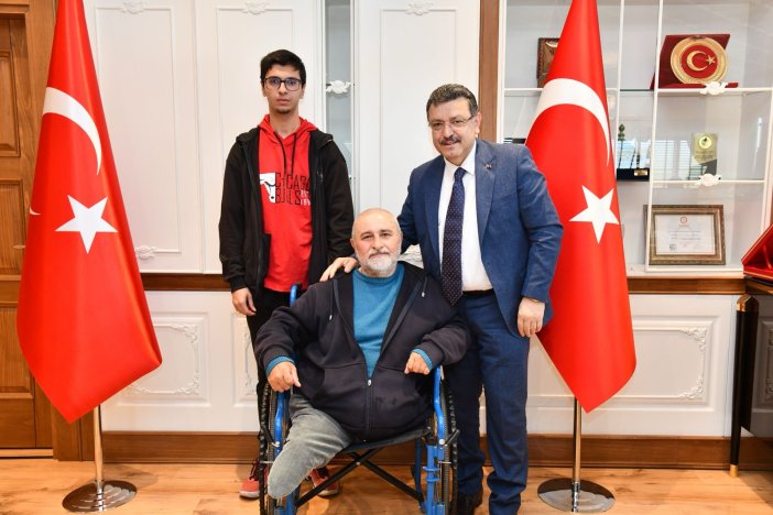 ahmet-metin-genc-5.jpeg