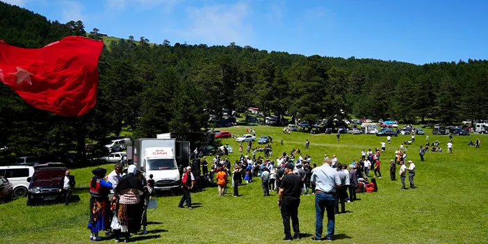 Trabzon'un Güzelhisar Kalesi'nin varisleri yayla şenliğinde buluştu