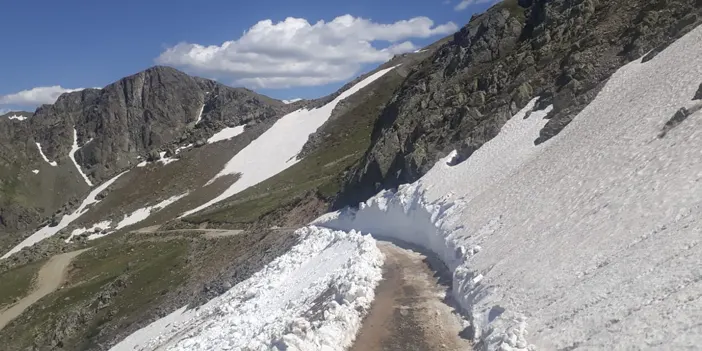 Trabzon'da yayla yollarındaki sorunlara neşter vuruluyor