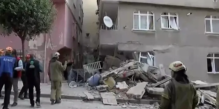 İstanbul'da 7 katlı bina çöktü! Çevre evler boşaltıldı