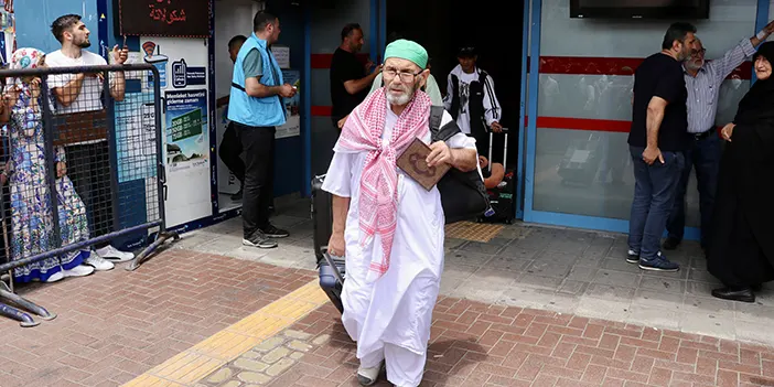 Trabzon'dan hacca giden 300 kişilik kafile yurda döndü