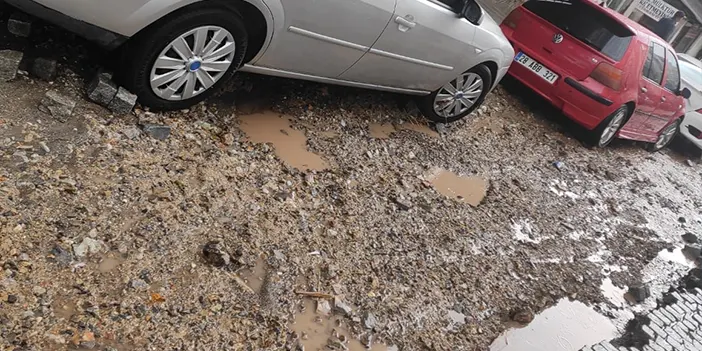 Giresun'da etkili sağanak! İş yerlerini su bastı