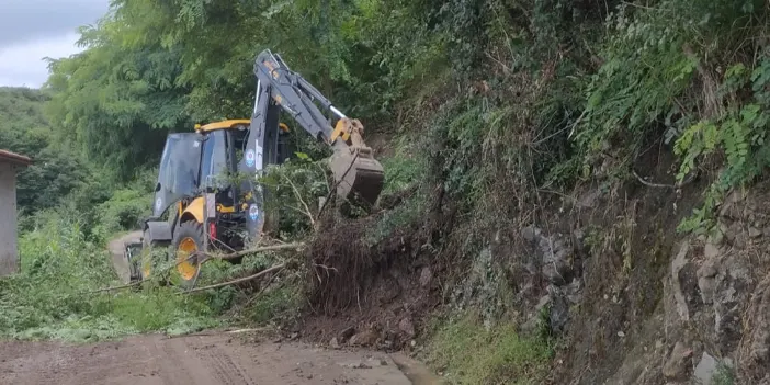 Trabzon'da 18 ilçede seferberlik! Büyükşehir Belediyesi son durumu açıkladı 