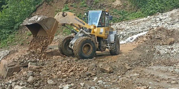 Trabzon'da 18 ilçede seferberlik! Büyükşehir Belediyesi son durumu açıkladı 