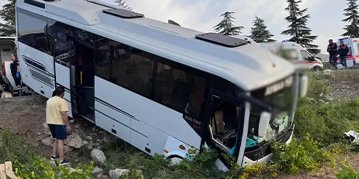 yolcu-otobusu-kaza-yapti-1.webp