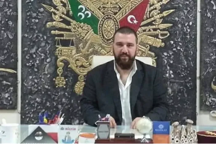 Abdülhamid Kayıhan Osmanoğlu kimdir, kaç yaşında, nerede doğdu?