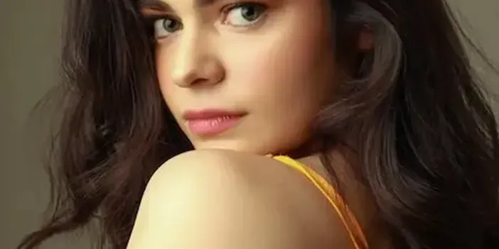 Işıl Elmas Kimdir? Geleceğe Mektuplar Dizisiyle Yıldızı Parlayan Genç Oyuncu