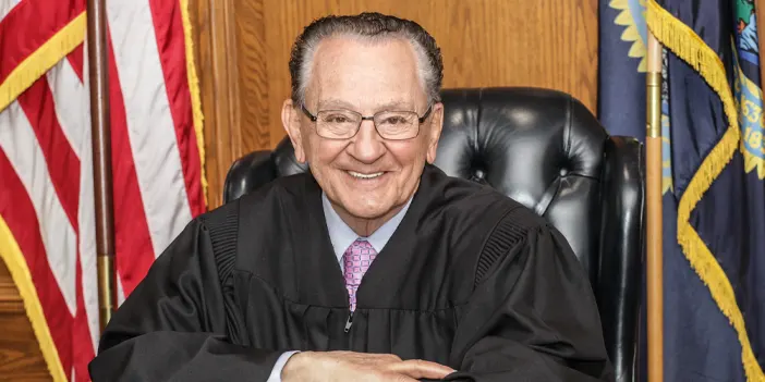 Dünyanın ‘en merhametli yargıcı’ Frank Caprio hayatını kaybetti