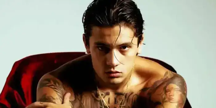 Ünlü rapçi Çakal’a konser sonrası silahlı saldırı! Hastaneye kaldırıldı