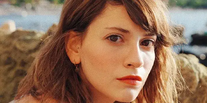 Dikkat Çeken Genç Yetenek Doğa Lara Akkaya kimdir? Kaç yaşında, nereli, boyu kaç, evli mi, hangi dizilerde oynadı?