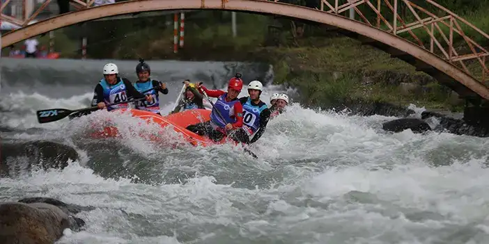 rize-rafting