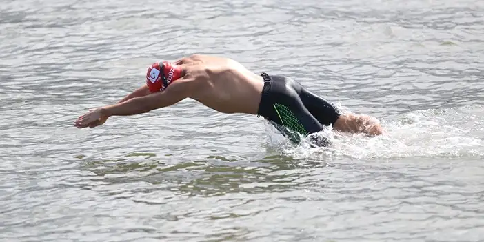 doktor-tavsiyesiyle-yuzmeye-baslayan-yusuf-efe-2